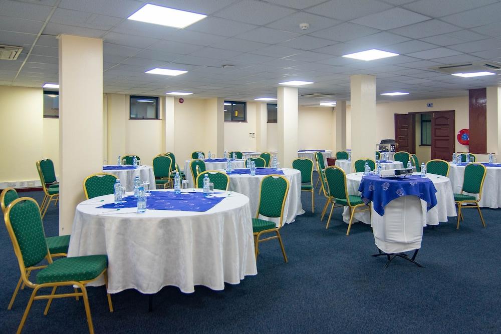 Jacaranda Hotel Nairobi Luaran gambar